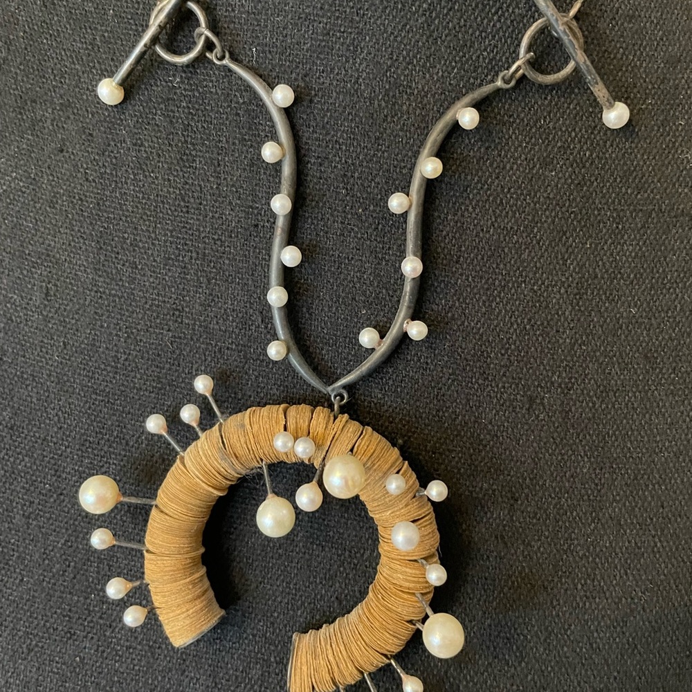 Vintage Kiwon Wang Silver Pearl and Paper necklace NYC - Picture 3 of 16